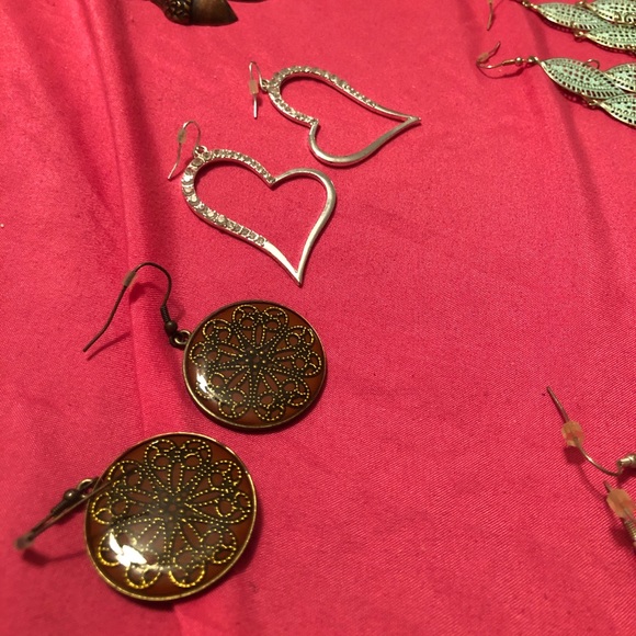 Lot of Dangle Earrings! - Picture 3 of 6